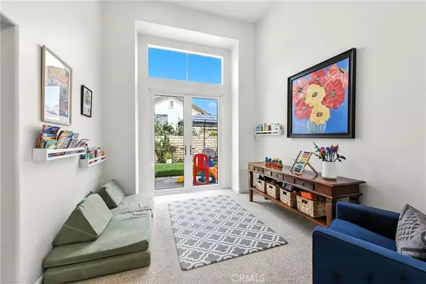 Simi Valley, CA 93063,2636 Fallen Leaf Court