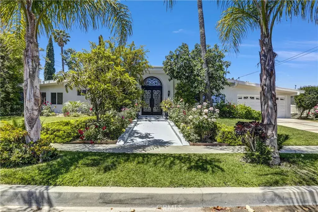 Woodland Hills, CA 91367,5115 Boda Place
