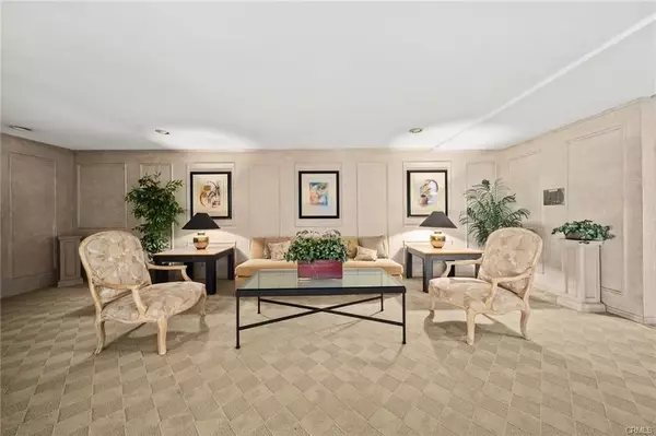 Sherman Oaks, CA 91423,4454 Ventura Canyon Avenue #304