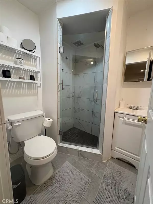 West Hills, CA 91307,22706 criswell st