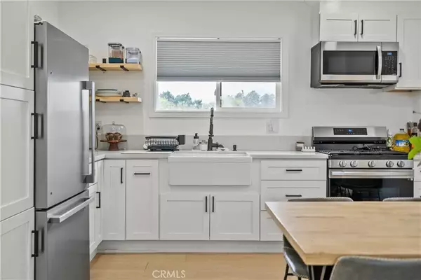 San Fernando, CA 91340,766 Harding Ave