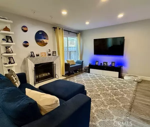 5291 Colodny Drive #5, Agoura Hills, CA 91301