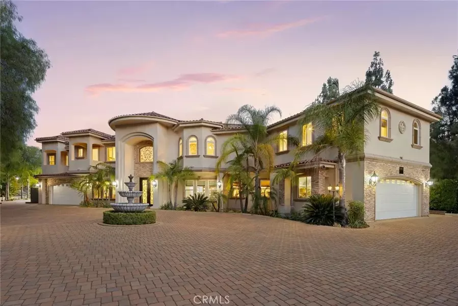 5092 Parkway Calabasas, Calabasas, CA 91302