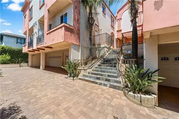 10235 Independence Avenue #10, Chatsworth, CA 91311