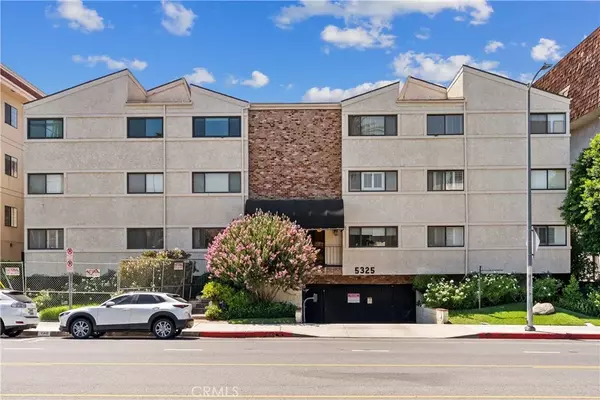 5325 Lindley Avenue #106, Tarzana, CA 91356