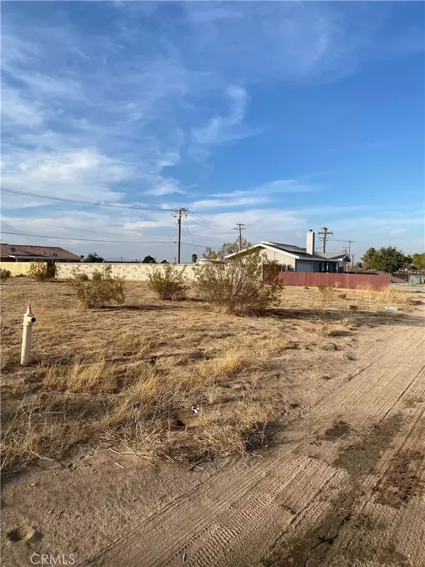 California City, CA 93505,0 Redwood