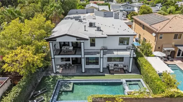 Encino, CA 91436,5012 Gerald Avenue