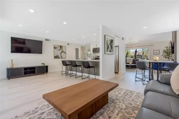 Canyon Country, CA 91387,15353 Violetlane Way