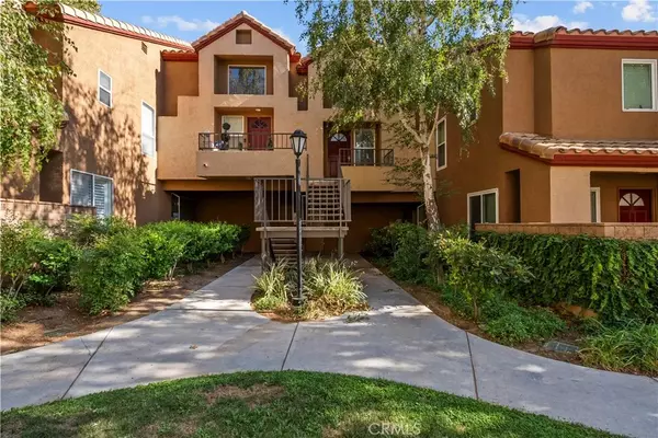 22715 Copper Hill Drive #19, Saugus, CA 91350
