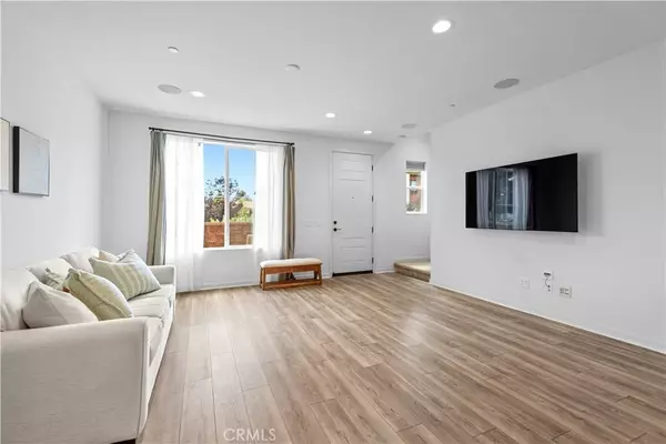 Simi Valley, CA 93065,212 Red Brick Drive #5