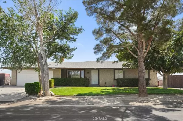 17208 Rawhide Avenue, Lake Los Angeles, CA 93591