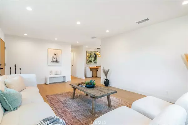 West Hills, CA 91307,7024 Middlesbury Ridge Circle