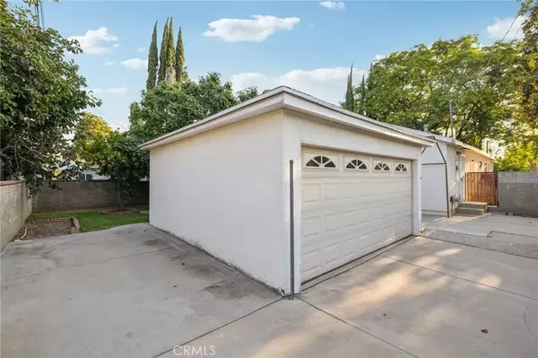 Reseda, CA 91335,6542 Zelzah Avenue