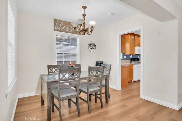 Burbank, CA 91505,1343 N Whitnall Hwy