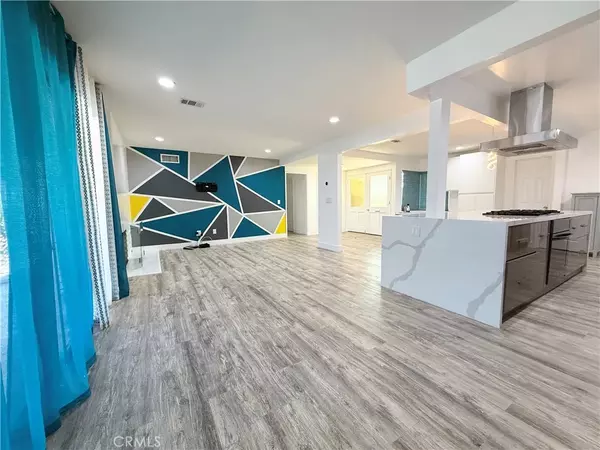 West Hills, CA 91307,23233 Vanowen Street