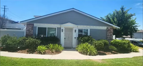 20714 Dot Street, Saugus, CA 91350