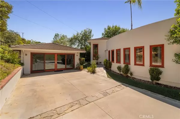 Encino, CA 91316,17716 Alonzo Place