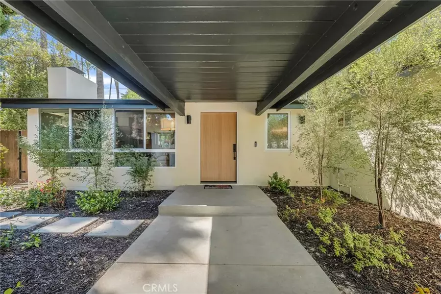 4941 Rigoletto Street, Woodland Hills, CA 91364