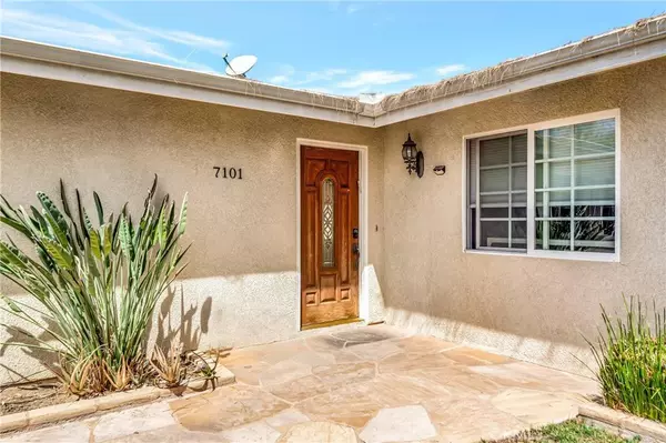 West Hills, CA 91307,7101 Fallbrook Avenue