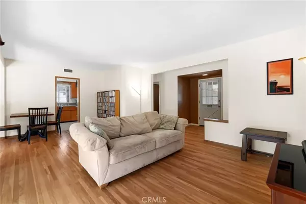 8537 Fullbright Avenue, Winnetka, CA 91306
