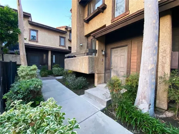 14201 Foothill Boulevard #49, Sylmar, CA 91342