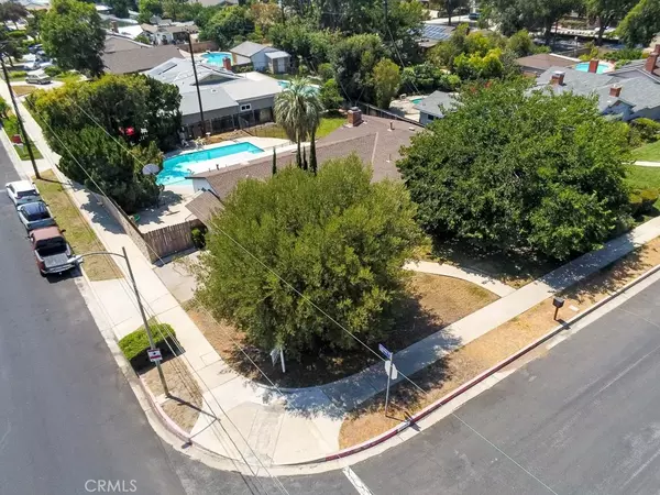 Northridge, CA 91325,17142 Tuba Street