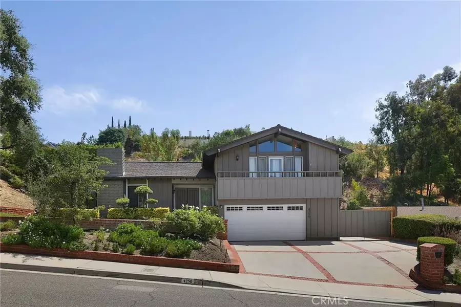 4250 Meadow Lark Drive, Calabasas, CA 91302