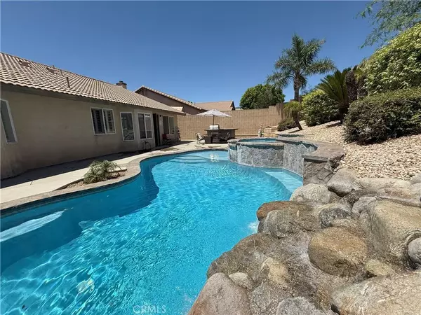 7665 Poppy Lane, Fontana, CA 92336