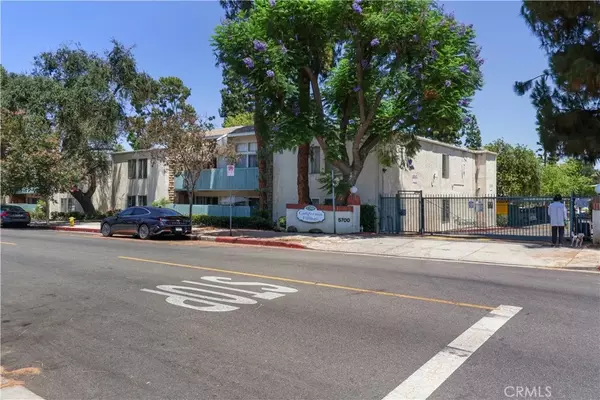 5700 Etiwanda Avenue #105, Tarzana, CA 91356