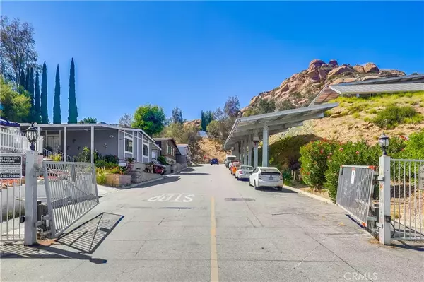 Canoga Park, CA 91304,24425 Woolsey Canyon #130