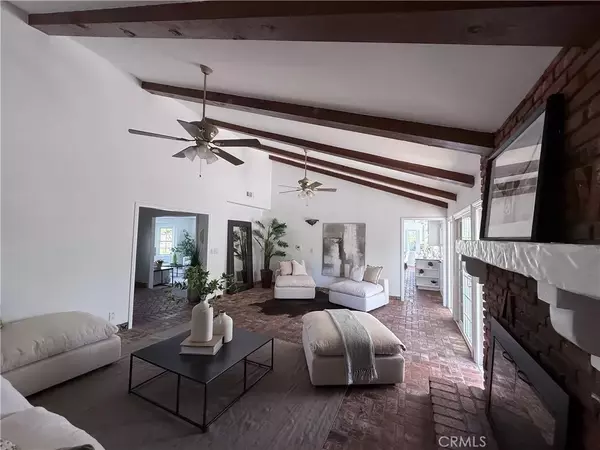 Agua Dulce, CA 91390,34255 Agua Dulce Canyon Road