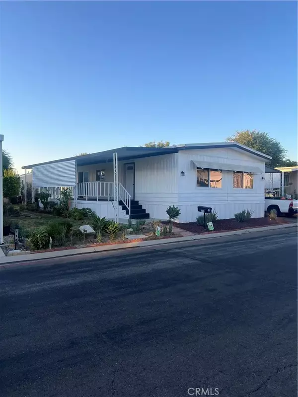 27361 Sierra Hwy #109, Canyon Country, CA 91351