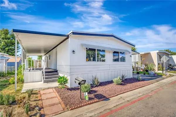 Canyon Country, CA 91351,27361 Sierra Hwy #109