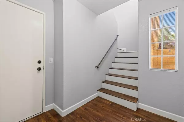 Newhall, CA 91321,18852 Vista Del Canon #G