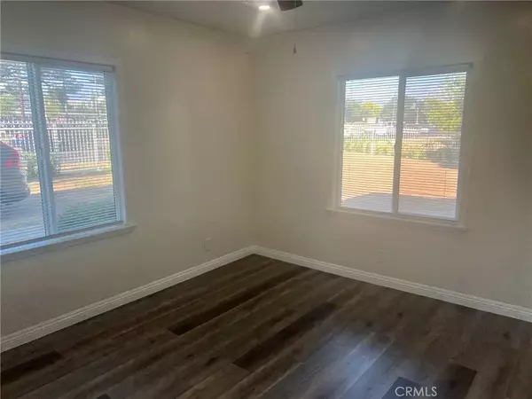 Northridge, CA 91325,9055 Rathburn Avenue