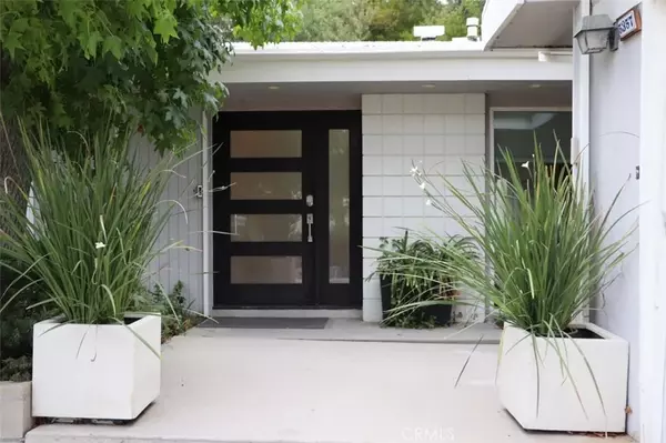 Woodland Hills, CA 91367,5357 Ellenvale Avenue