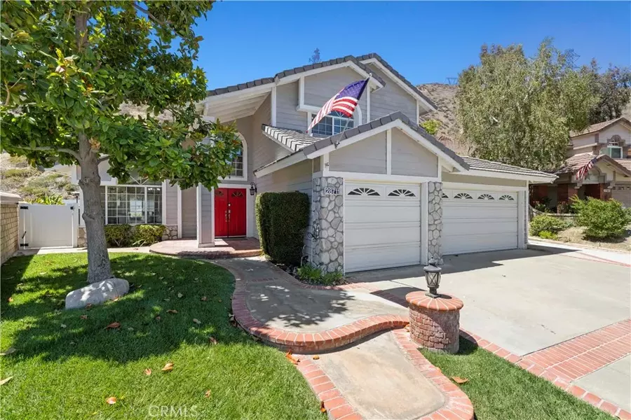 28711 Howard Marrie Court, Saugus, CA 91390