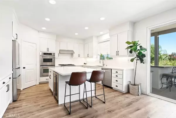 Murrieta, CA 92563,40148 Emily Place