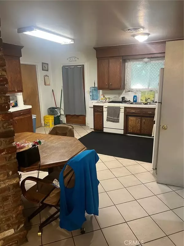 Hemet, CA 92544,41265 Orange Place