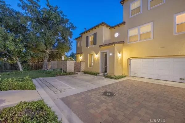 Valencia, CA 91381,27012 Fairway Lane #87