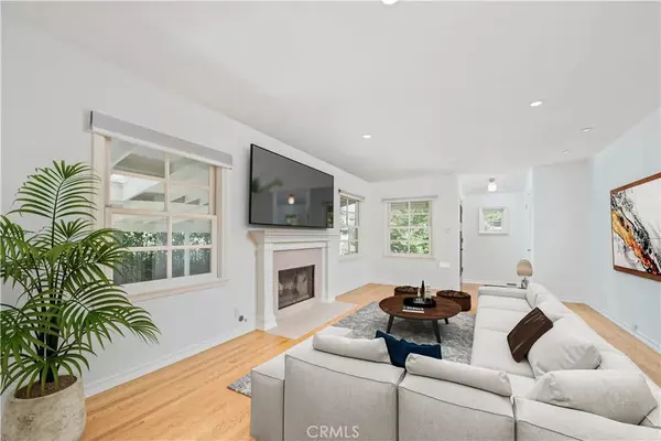 13964 Peach Grove Street, Sherman Oaks, CA 91423