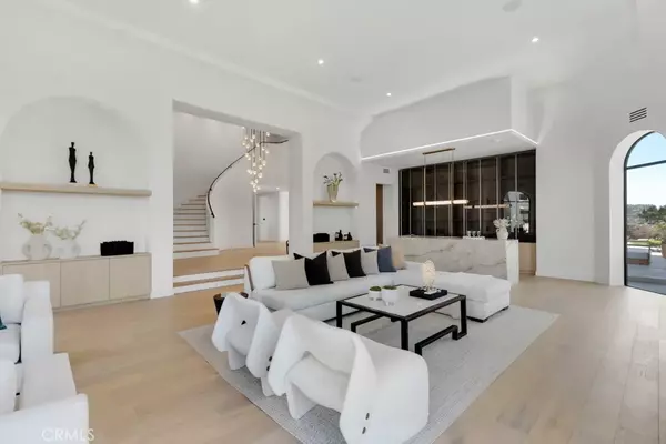 Tarzana, CA 91356,4015 Clarinda Drive