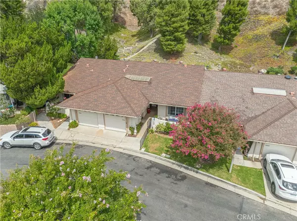 Newhall, CA 91321,26862 Oak Branch Circle