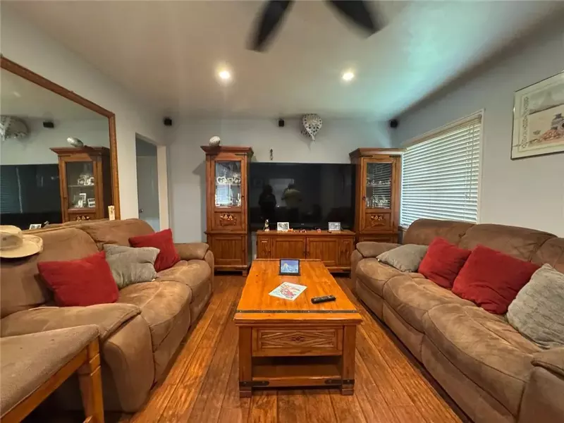 5931 Tobias Avenue, Sherman Oaks, CA 91411
