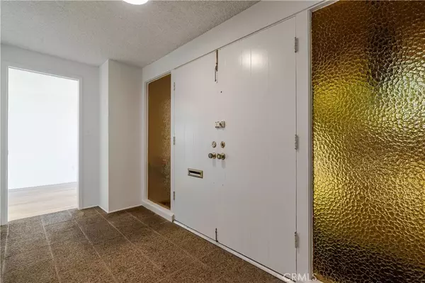 Torrance, CA 90503,4906 Garnet Street