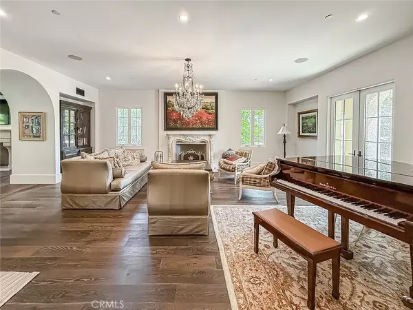 Agoura Hills, CA 91301,27417 Park Vista Road
