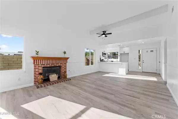 Palmdale, CA 93550,2719 Fairfield Avenue