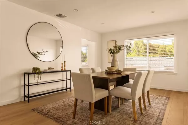 La Crescenta, CA 91214,4644 Lowell Avenue