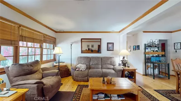 Woodland Hills, CA 91367,22542 Burbank Boulevard