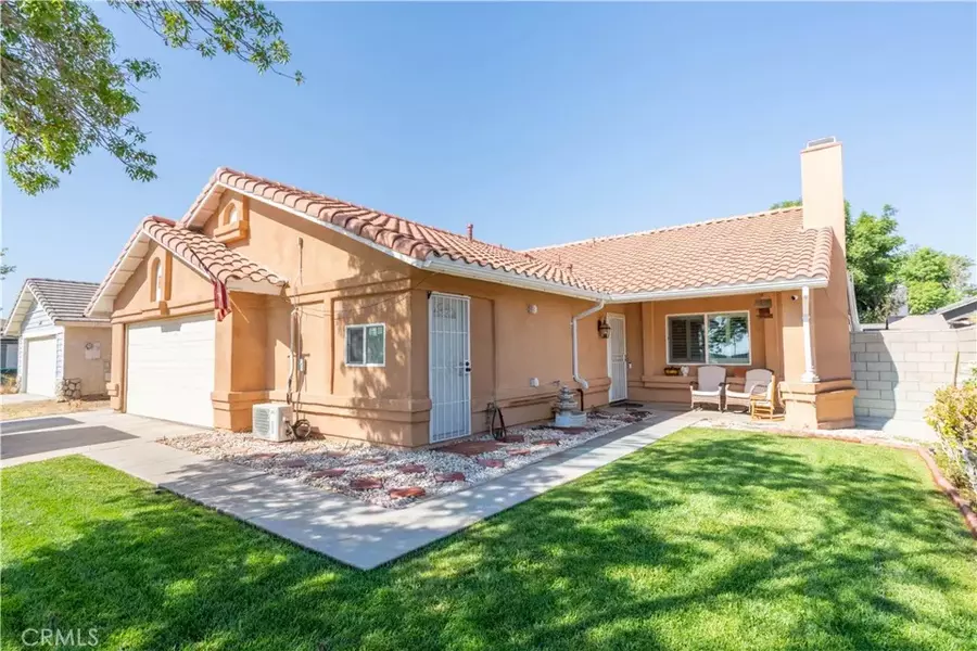 43921 30th Street East, Lancaster, CA 93535